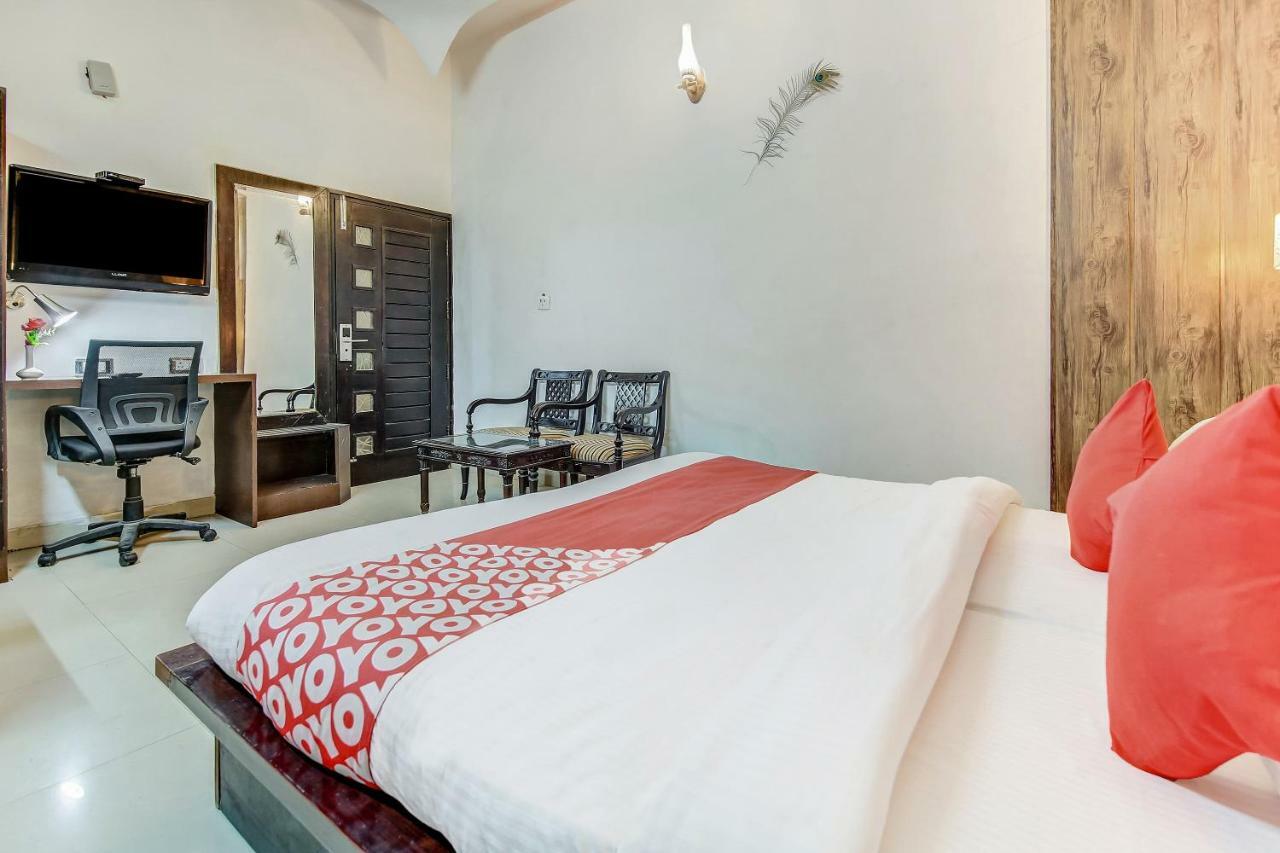 Oyo 27999 Hotel Deep Sirsa Exterior foto